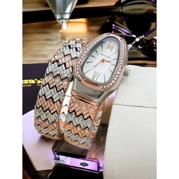 Stylish B_vlgari Watch For Women